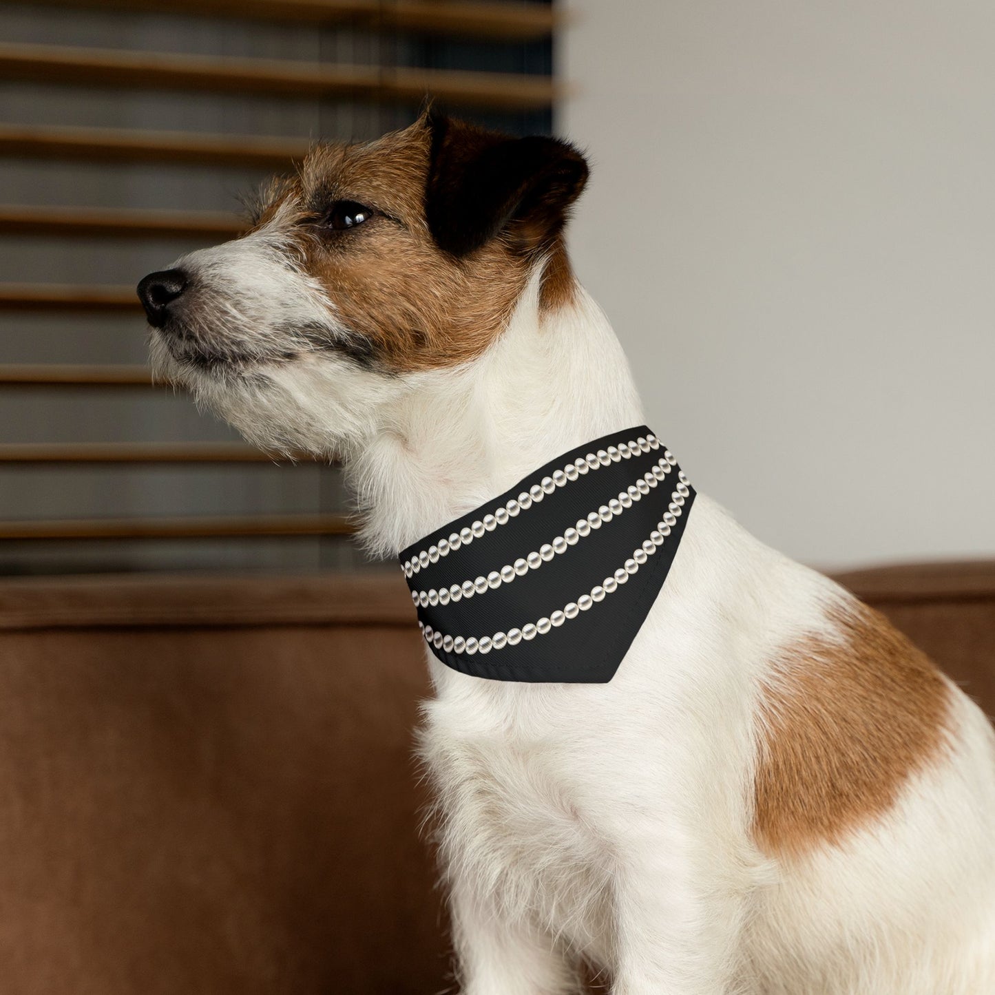 Pearl Necklace - Clip-on Dog Bandana